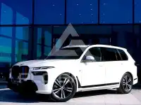 2023 BMW X7