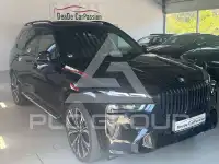 2023 BMW X7