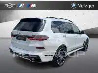 2023 BMW X7