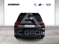 2023 BMW X7