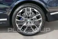 2023 BMW X7