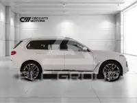 2023 BMW X7
