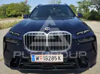 2023 BMW X7
