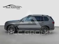 2023 BMW X7