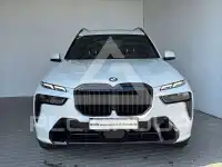 2023 BMW X7