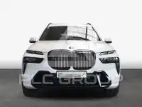 2023 BMW X7