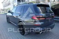 2023 BMW X7