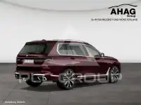 2023 BMW X7