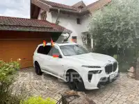 2023 BMW X7