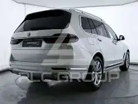 2023 BMW X7