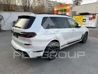 2023 BMW X7