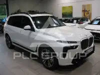 2023 BMW X7