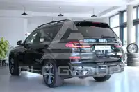 2023 BMW X7