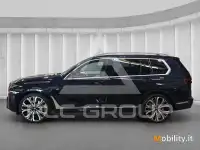 2023 BMW X7