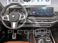 2023 BMW X7
