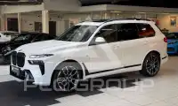 2023 BMW X7