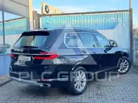 2023 BMW X7