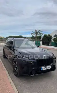 2023 BMW X7