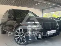 2023 BMW X7