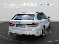 2023 BMW 520