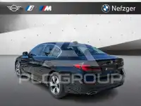 2023 BMW 520