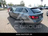 2023 BMW 520
