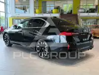2023 BMW 520