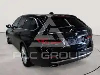 2023 BMW 520