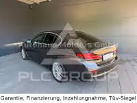 2023 BMW 520