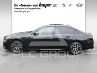 2023 BMW 520