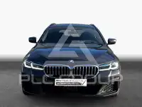 2023 BMW 520