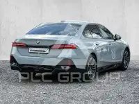 2023 BMW 520