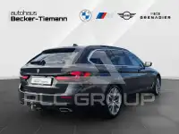 2023 BMW 520