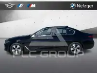 2023 BMW 520