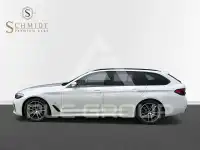 2023 BMW 520