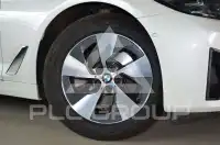 2023 BMW 520