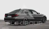 2023 BMW 520
