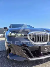 2023 BMW 520