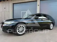 2023 BMW 520