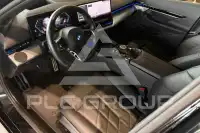 2023 BMW 520