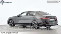 2023 BMW 520