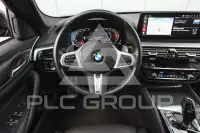 2023 BMW 520