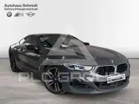 2023 BMW M8