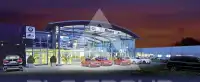 2023 BMW M8