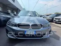 2023 BMW 318