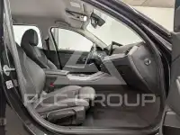 2023 BMW 318