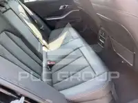 2023 BMW 318