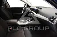 2023 BMW 318