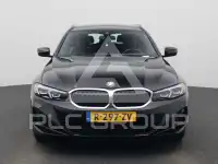 2023 BMW 318
