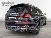 2023 BMW X7